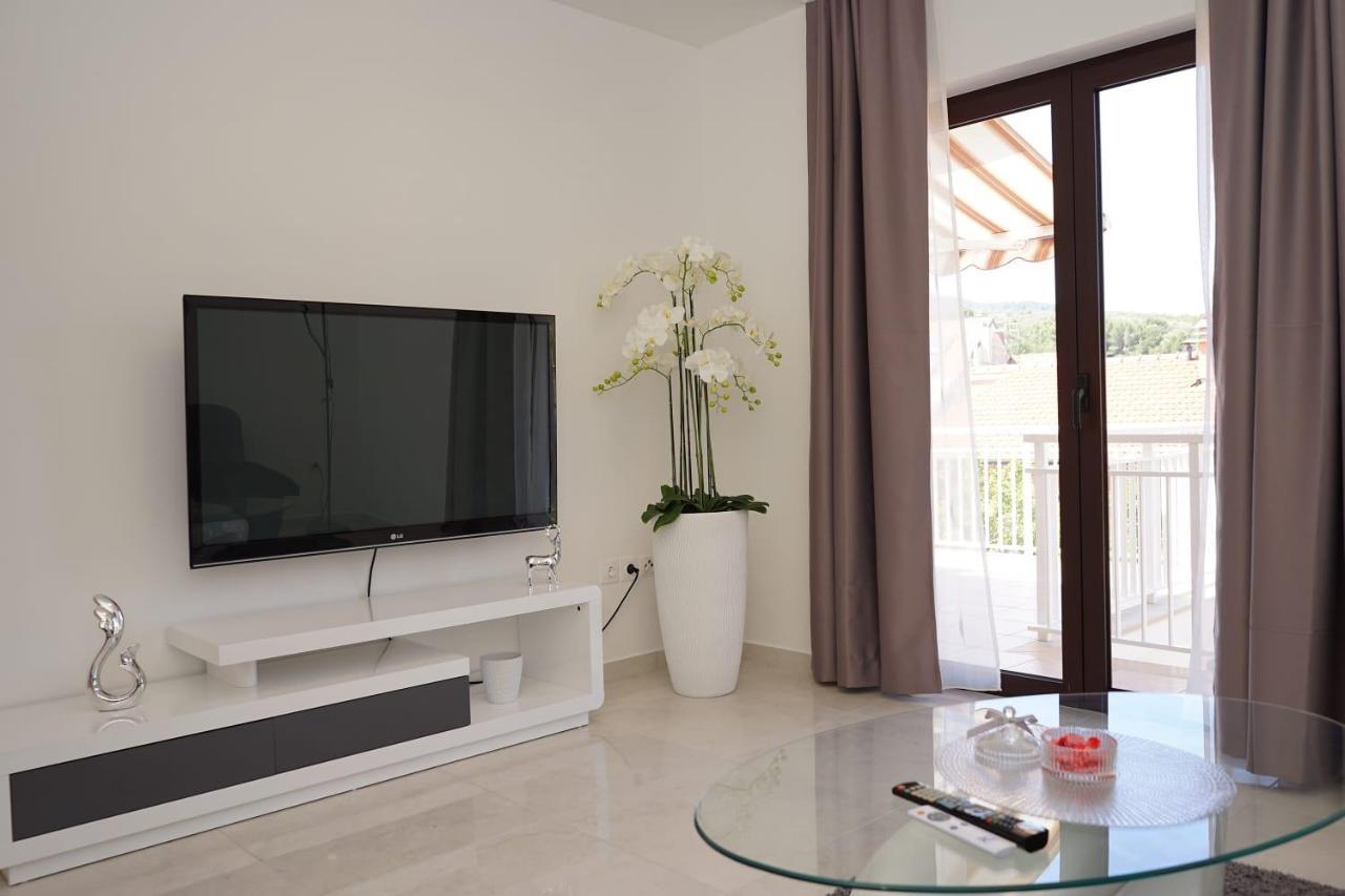 וולה לוקה Apartman Tessa מראה חיצוני תמונה